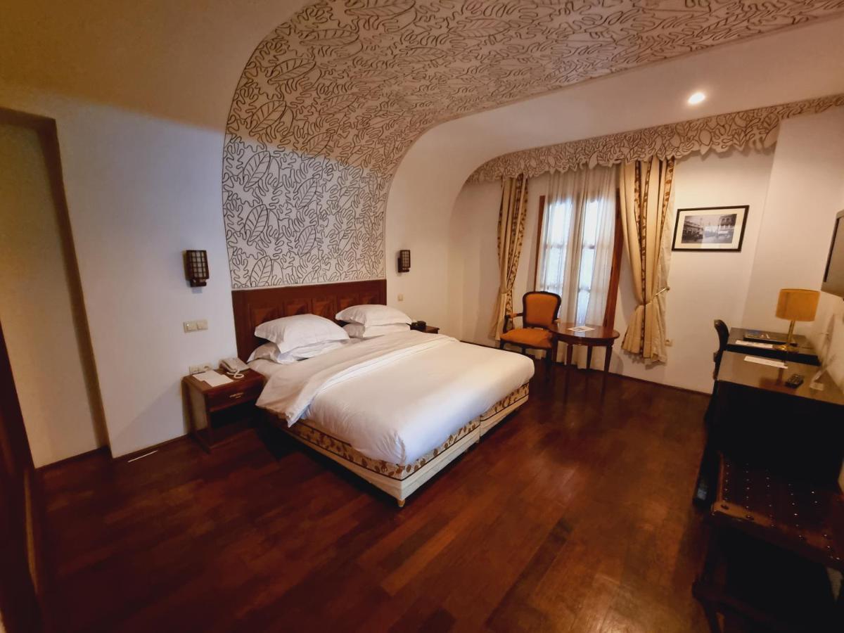 Grand De France Hotel