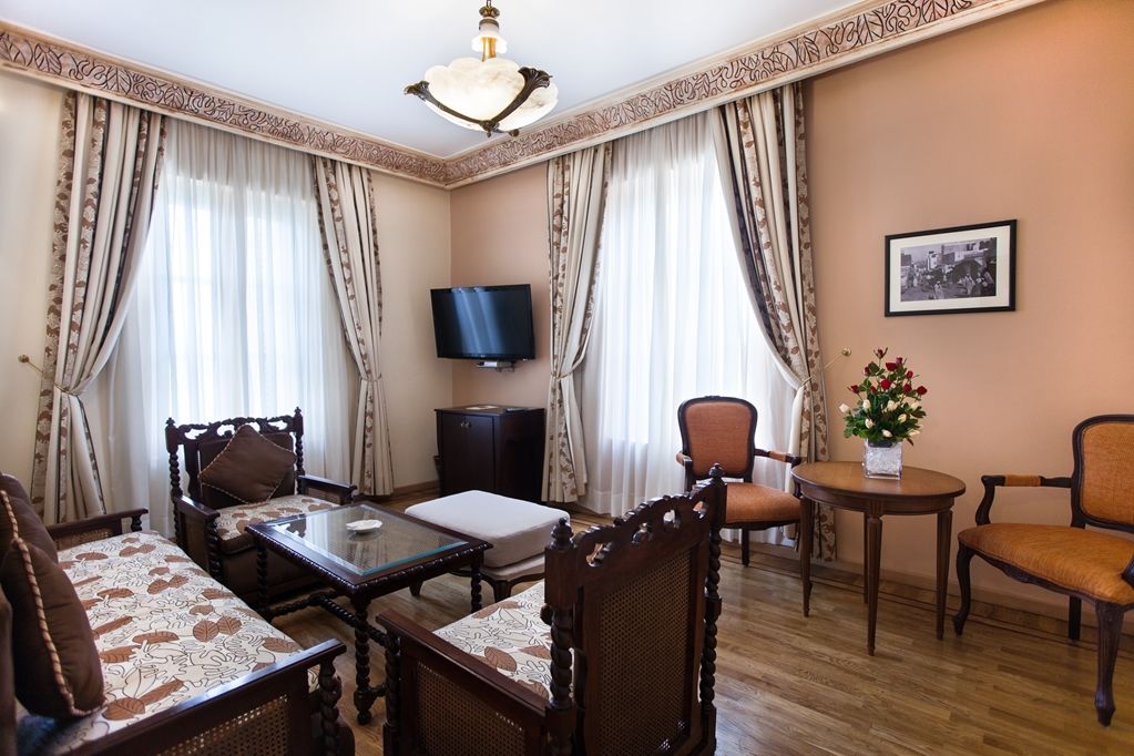 Hotel Grand De France 5*